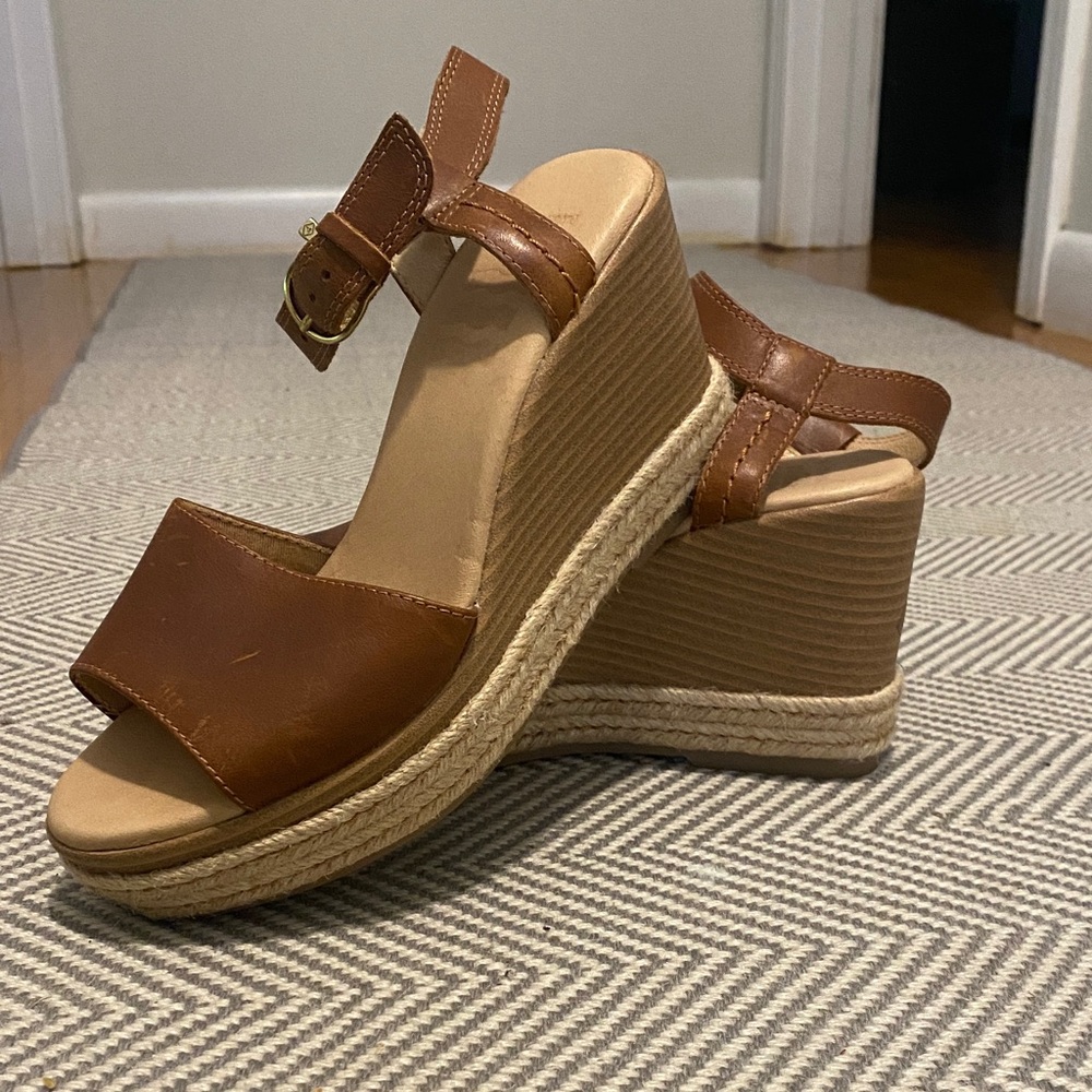 Sperry Tan Wedge Sandals